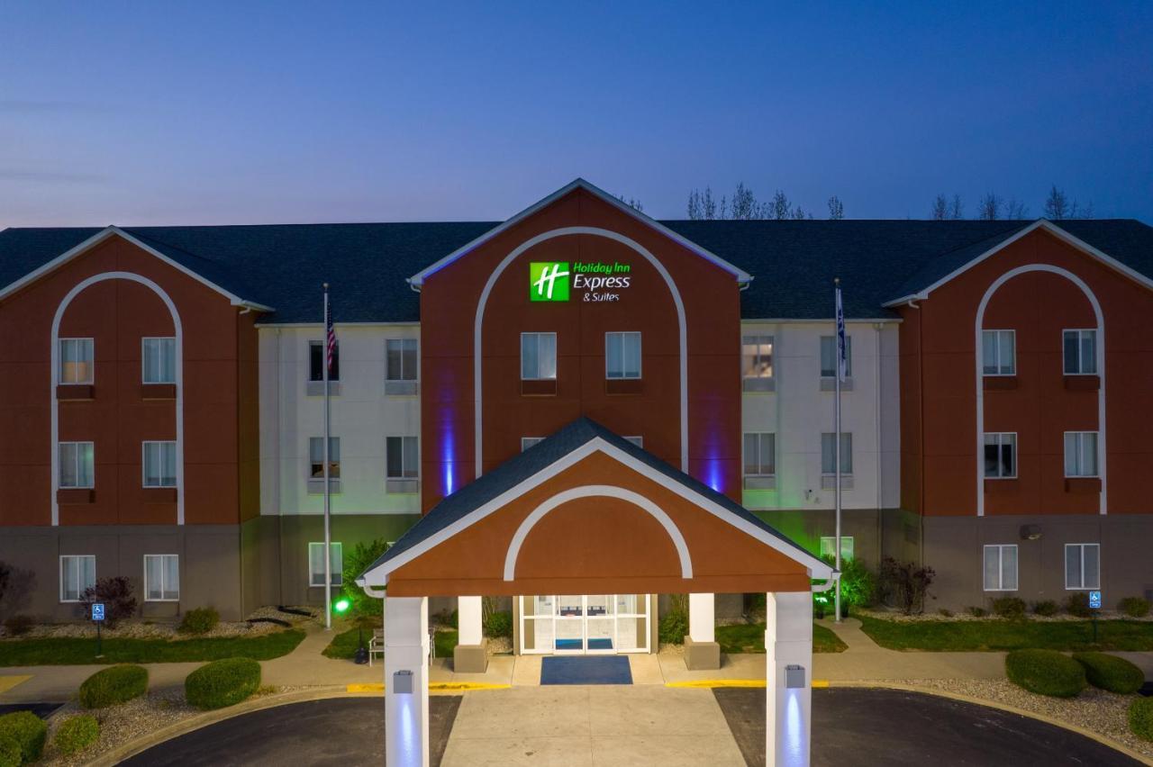 Holiday Inn Express Hotel & Suites Bedford By Ihg Extérieur photo