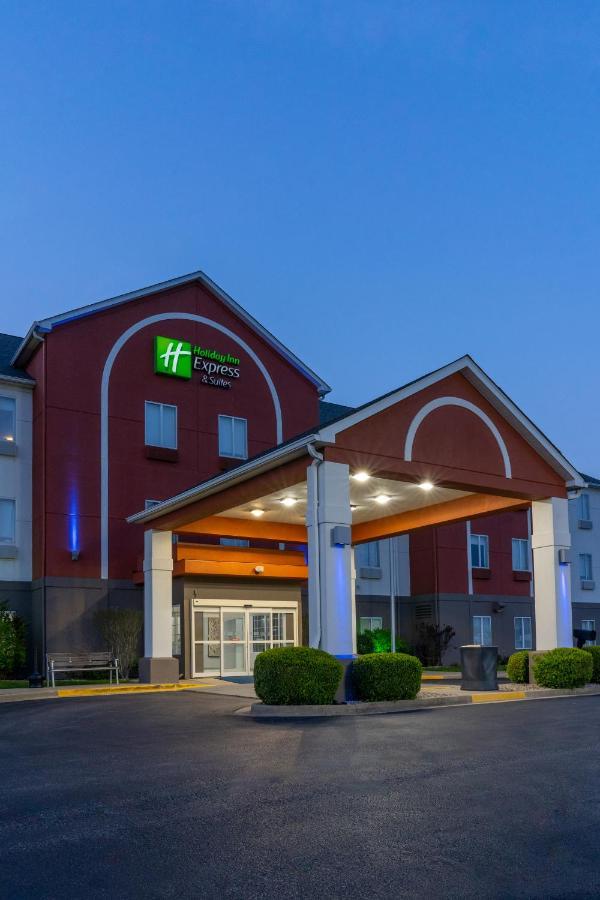 Holiday Inn Express Hotel & Suites Bedford By Ihg Extérieur photo