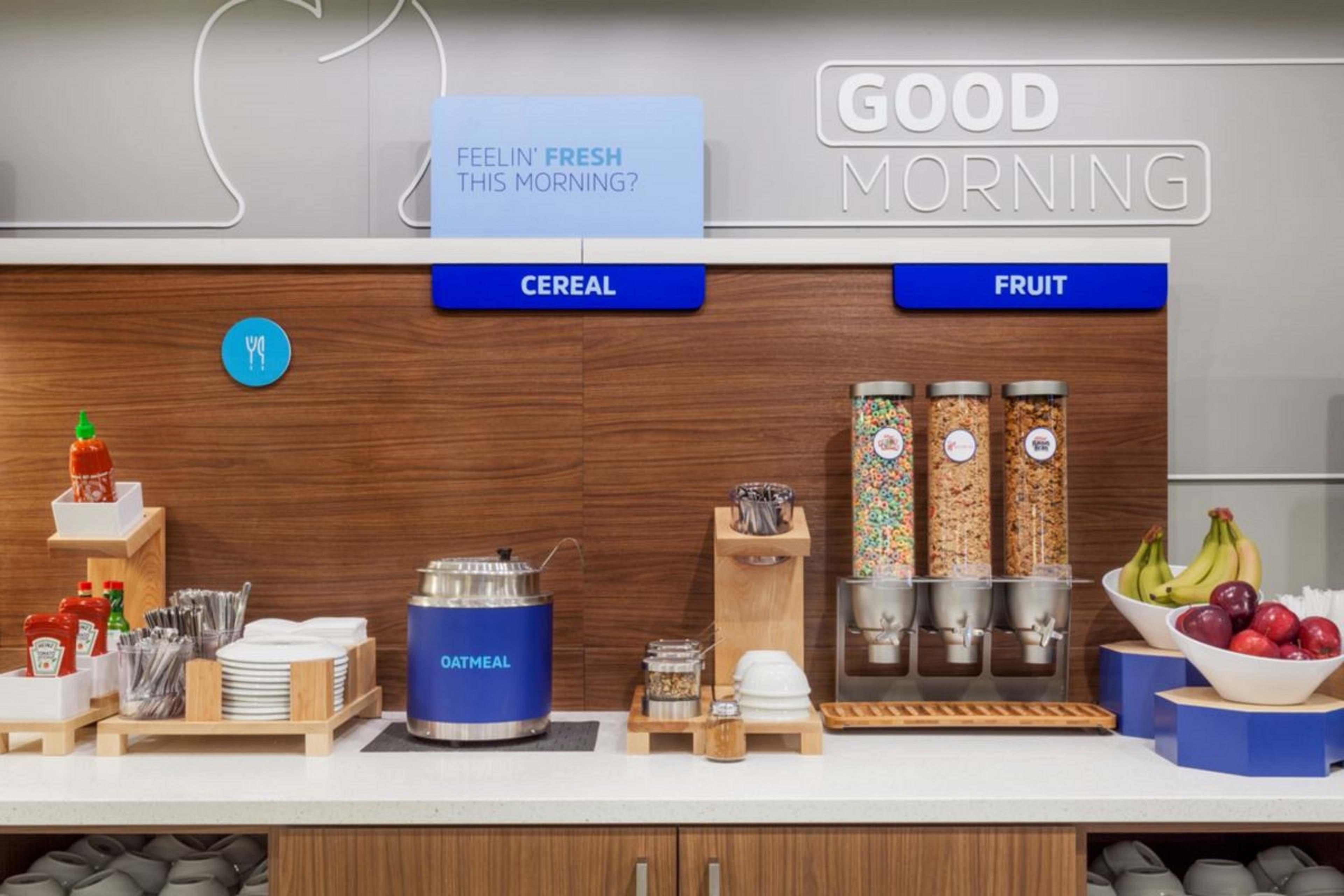 Holiday Inn Express Hotel & Suites Bedford By Ihg Extérieur photo